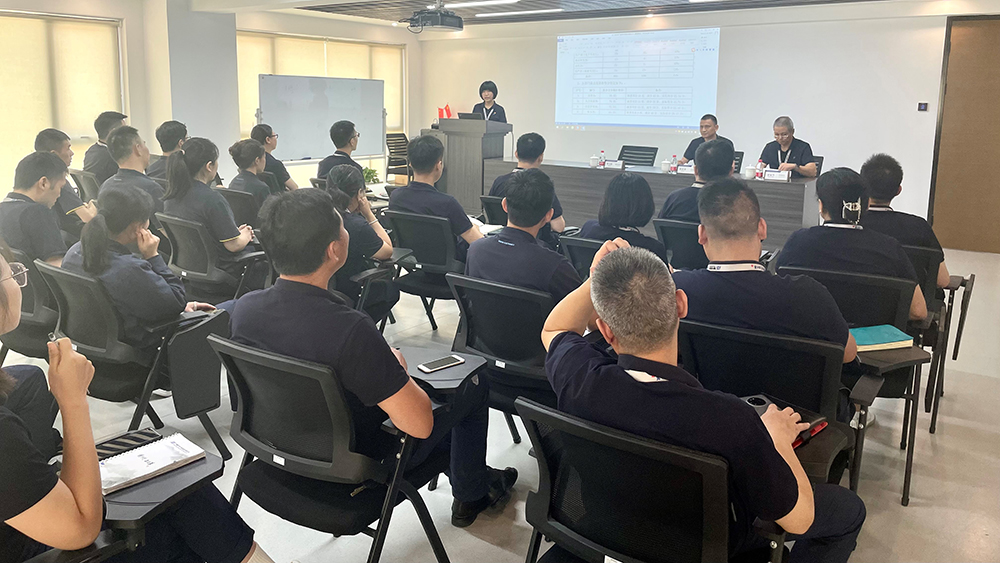 公司召開服務(wù)部門滿意度面對面交流會(圖1)