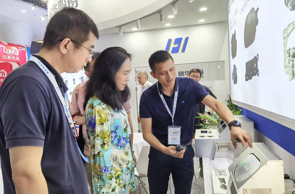 公司參加2023上海國際汽車燈具展覽會(huì)(圖2)